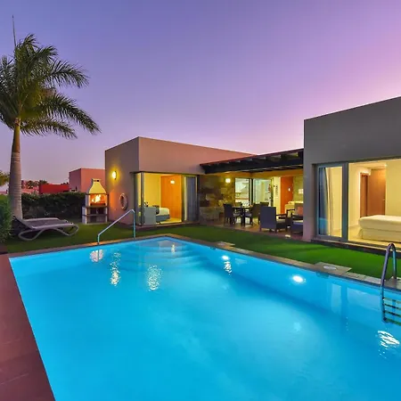 Salobre Golf Dos Luxury Retreat In Gran Canaria Private Outdoor Heatable Pool Bbq Facilities Shaded Outdoor Dining Area Salobre Golf, * Las Palmas / Gran Canaria